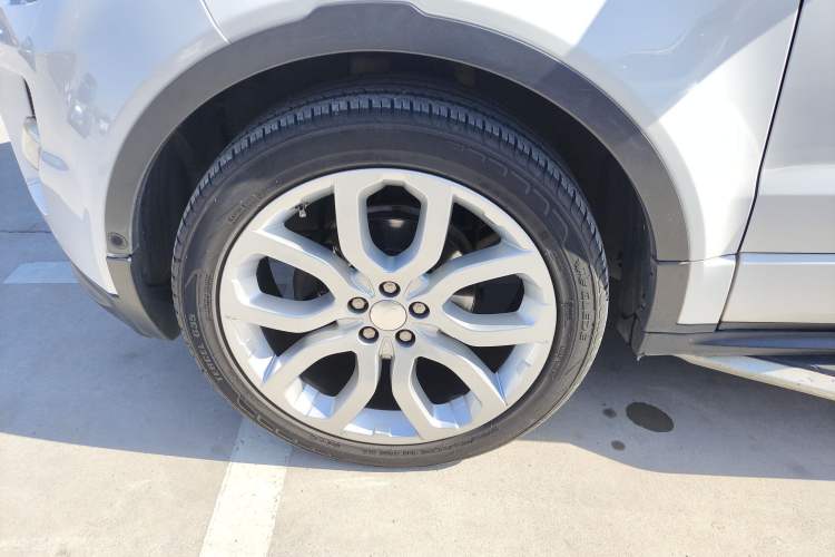 Used Land Rover Range Rover Evoque 2015 2.0T 5-Door Ignite Edition
