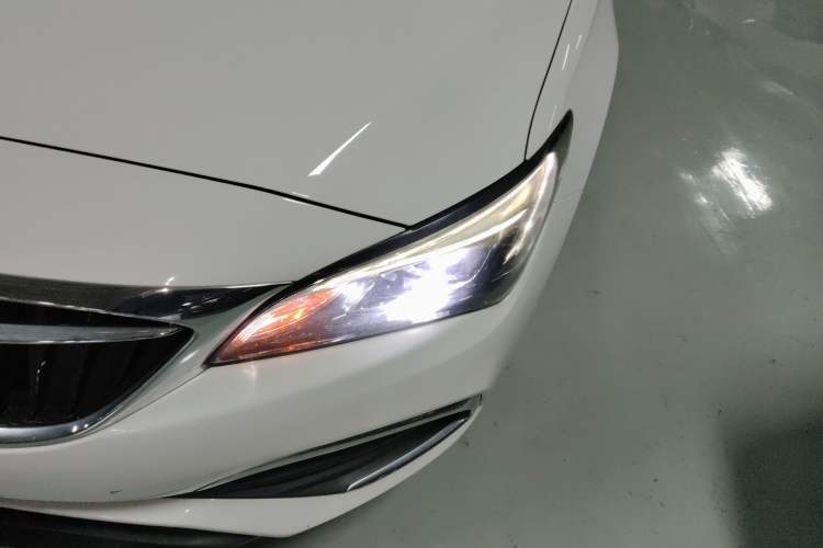 Used Buick Verano 2019 Sedan 15S Automatic Leading Model
