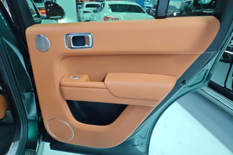 Used Li Auto L8 2023 Pro Model
