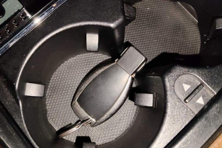 Used Mercedes-Benz E-Class 2015 E 320 L 4MATIC
