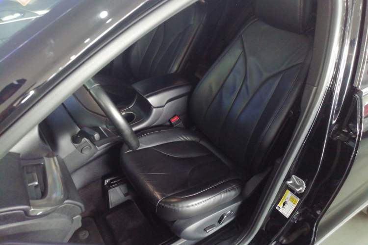 Used Lincoln MKC 2017 2.0T Two-Wheel Drive Deluxe Edition