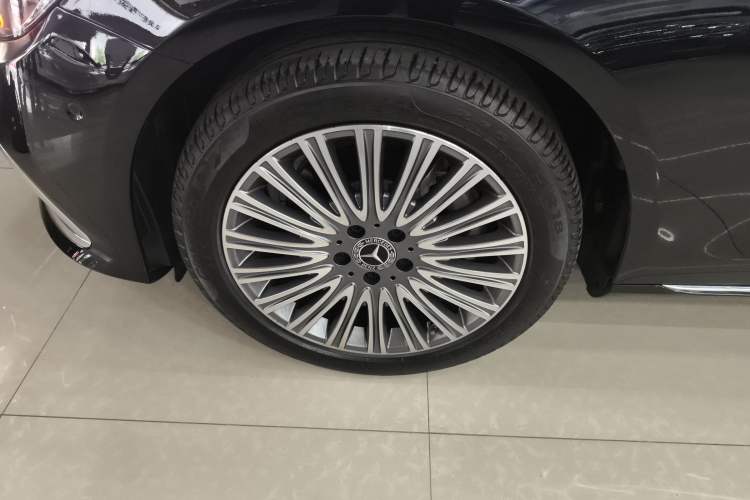 Used Mercedes-Benz E-Class 2023 E 300 L Stylish Model
