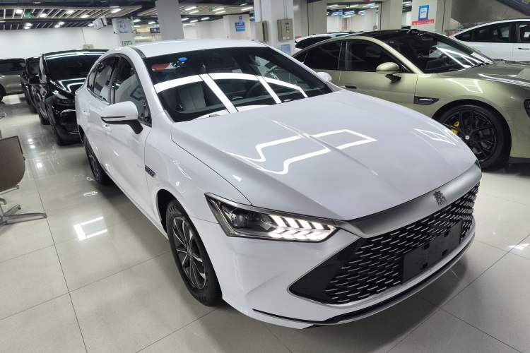 Used BYD Qin PLUS 2023 Champion Edition DM-i 55KM Leading Model