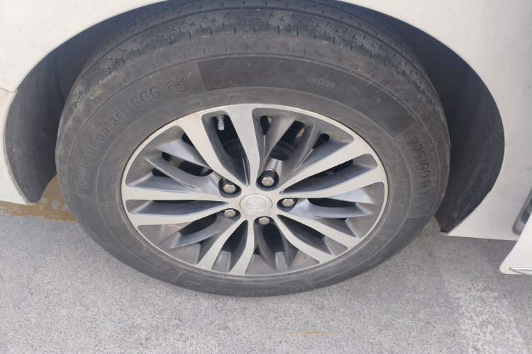 Used Buick GL8 2023 ES Lu Zun Comfort Model
