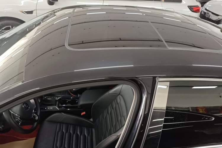 Used Volkswagen Passat 2020 330TSI Elite Edition China VI
