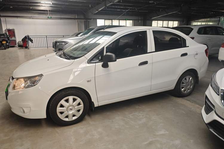 Used Chevrolet Sail 2013 Sedan 1.4L Manual Ideal Happiness Edition
