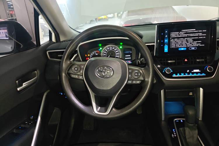 Used Toyota FRONTLANDER 2022 2.0L CVT Luxury PLUS Edition