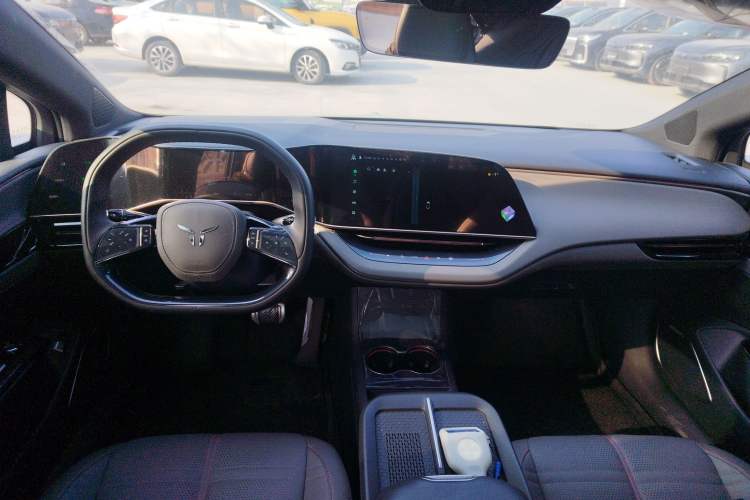 Used Hongqi EH7 2024 600 Pro
