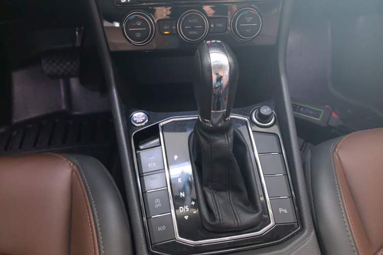 Used Volkswagen Lavida 2019 280TSI DSG Luxury Edition China VI Standard
