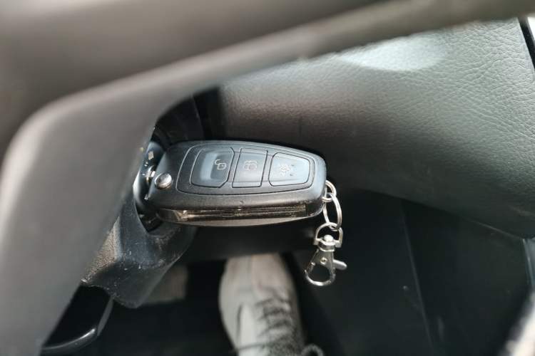 Used Ford Focus 2015 Sedan 1.6L Automatic Trend Model
