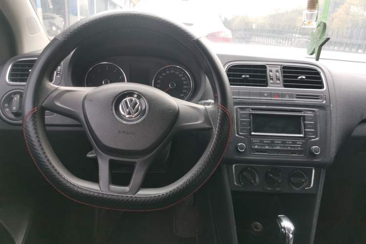 Used Volkswagen Polo 2014 1.6L Automatic Comfort Edition
