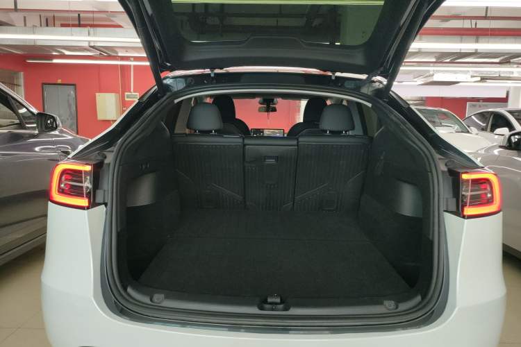 Used Tesla Model Y 2024 Performance High-Performance Edition
