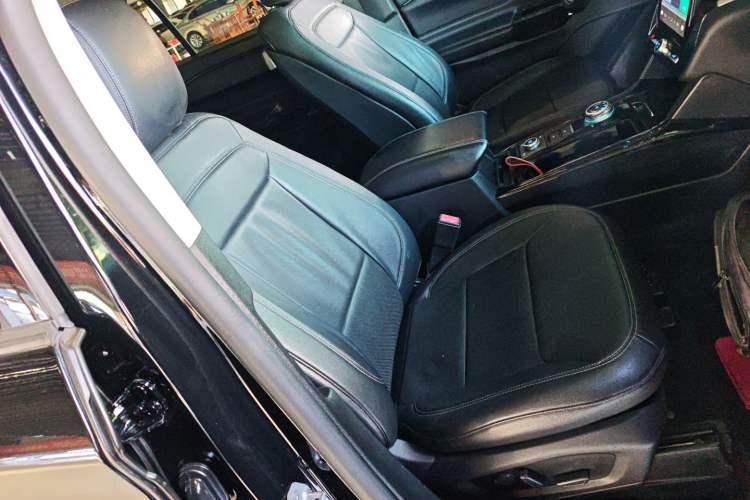 Used Ford Explorer 2020 EcoBoost 285 Four-Wheel Drive Trend Edition 6 Seats
