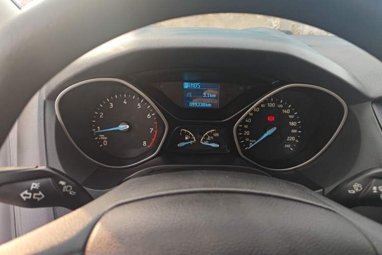 Used Ford Focus 2015 Sedan 1.6L Automatic Comfort Model
