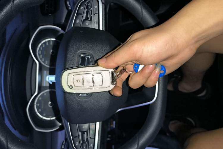 Used Geely Auto Emgrand X7 Sport 2021 Million Edition 1.8TD DCT Two-Wheel Drive Comfort Model
