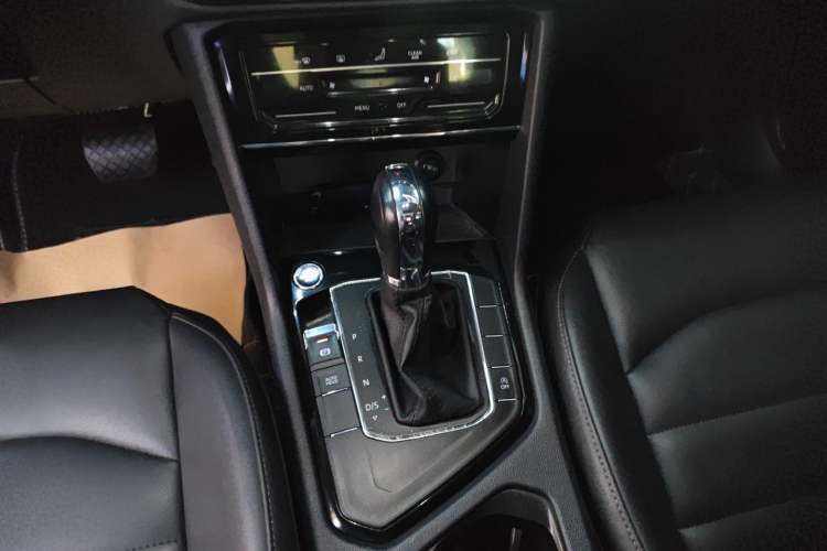 Used Volkswagen Tharu 2022 280TSI Two-Wheel Drive Comfort Edition
