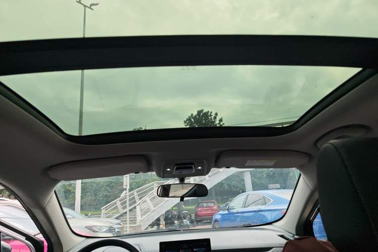 Used BYD Yuan New Energy 2019 EV360 Smart Connect Enjoyment Model