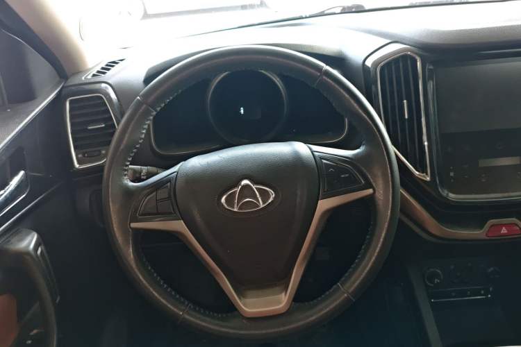 Used Oshan CX70 2016 1.6L Manual Luxury Model
