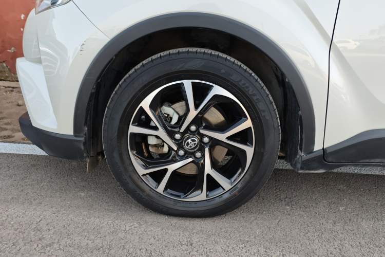 Used Toyota C-HR 2020 2.0L Leading Edition
