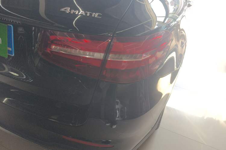 Used Mercedes-Benz GLC 2019 Refreshed GLC 300 L 4MATIC Dynamic Edition
