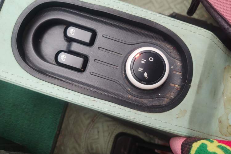 Used Wuling Hongguang MINIEV 2022 Macaron Premium Model – Lithium Iron Phosphate
