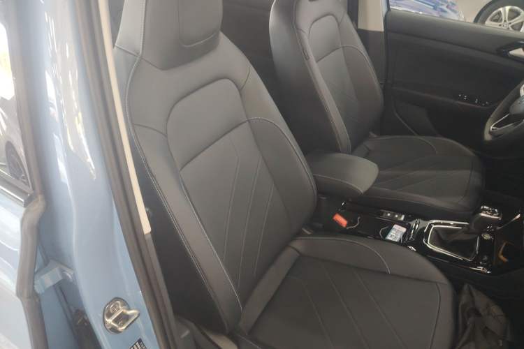 Used Volkswagen Tharu 2025 NewRui 300TSI Prestige Edition