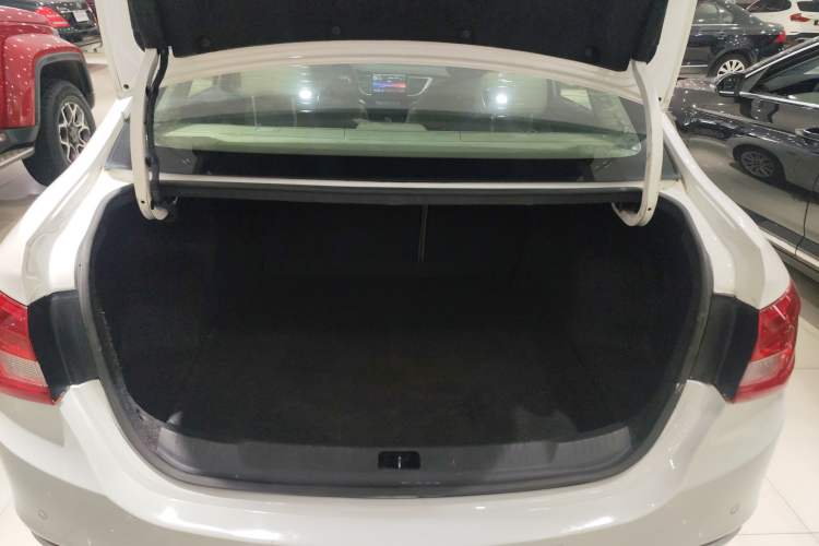 Used Buick GT 2017 15N Automatic Elite Version
