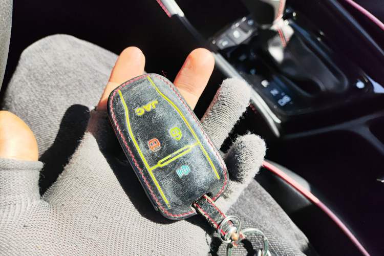 Used  Refine S3 2017 1.6L CVT Smart Connect Model
