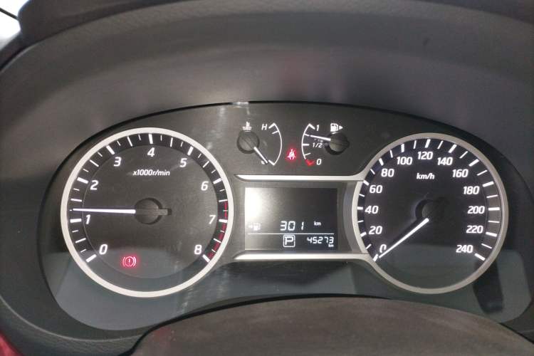 Used Nissan Lannia 2016 1.6L CVT Smart Cool Edition
