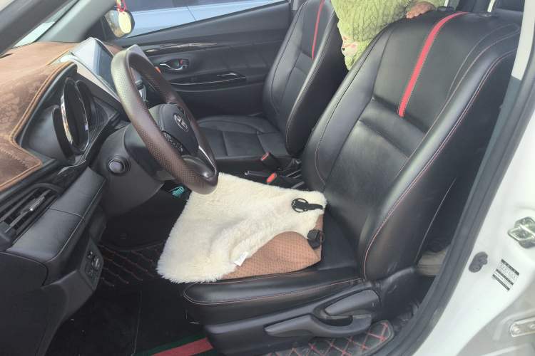 Used Toyota YARiS L 2022 X-Trail 1.5L CVT Luxury PLUS Edition
