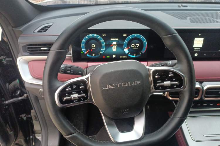 Used JETOUR X70 PLUS 2024 Champion Edition 1.5T DCT Champion MAX+ 5-seater