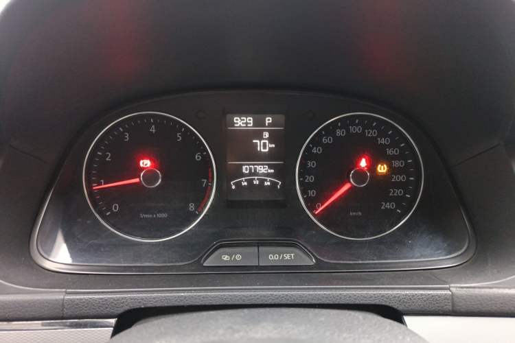 Used Volkswagen Gran Lavida 2013 1.6L Automatic Comfort Model
