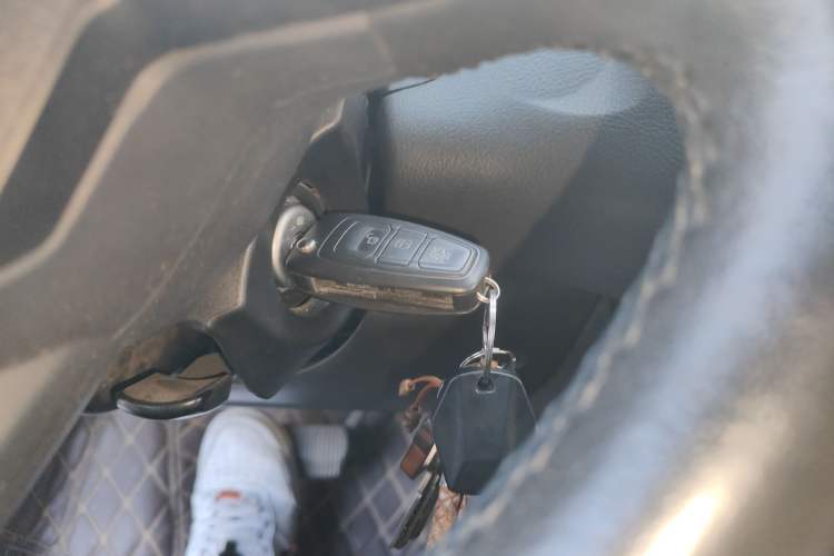 Used Ford Focus 2017 Hatchback 1.6L Automatic Fashion Edition Smart Drive Version