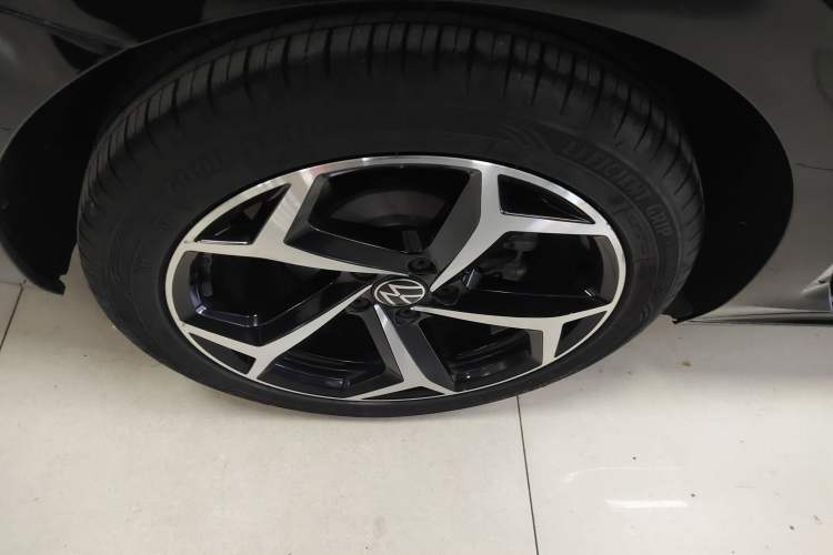 Used Volkswagen Passat 2023 330TSI Starry Luxury Edition
