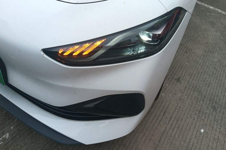 Used Roewe D7 2023 DMH 125km Excellence Edition