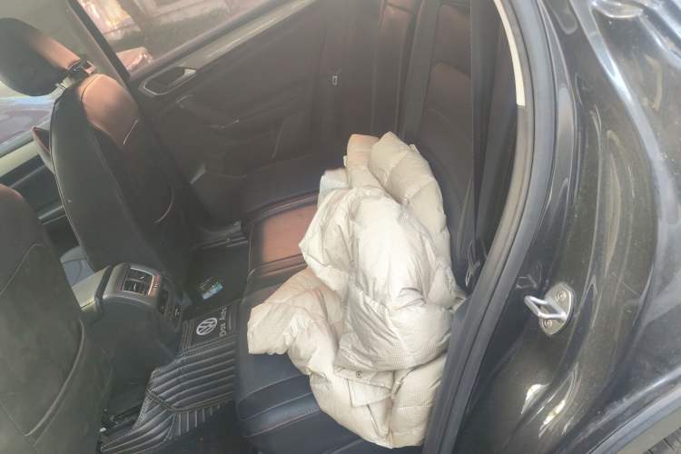 Used Volkswagen Tayron 2019 330TSI Two-Wheel Drive Luxury Model China VI Standard
