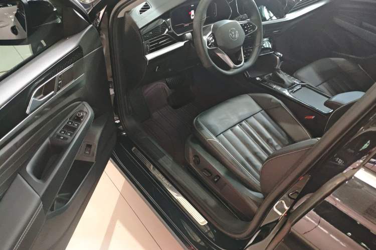 Used Volkswagen Passat 2023 330TSI Starry Elite Edition
