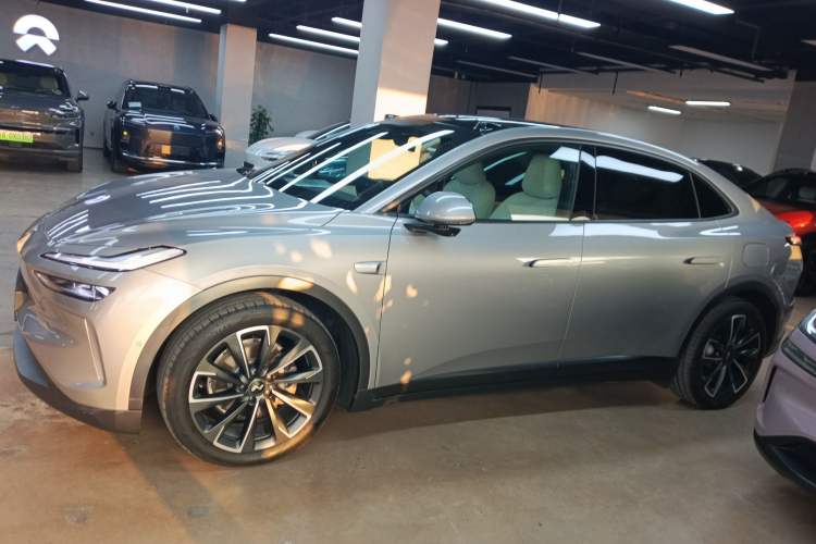 Used ONVO L60 2024 60 kWh All-Wheel Drive
