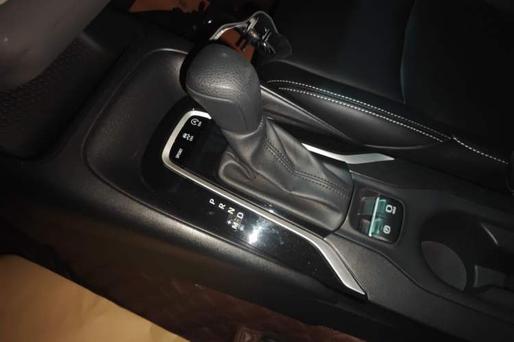 Used Toyota Levin 2019 185T CVT Luxury Edition China VI Standard