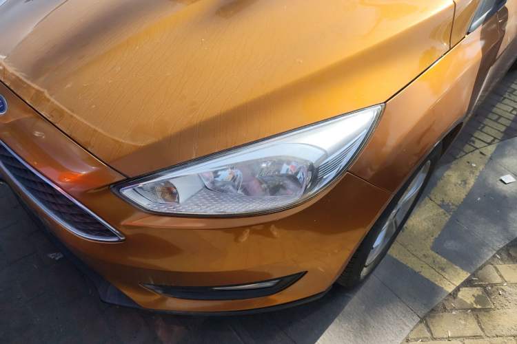 Used Ford Focus 2015 Hatchback 1.6L Manual Comfort Edition
