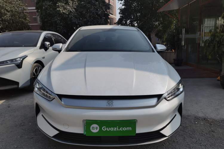 Used BYD Qin PLUS 2024 Honor Edition EV 510KM Leading Model
