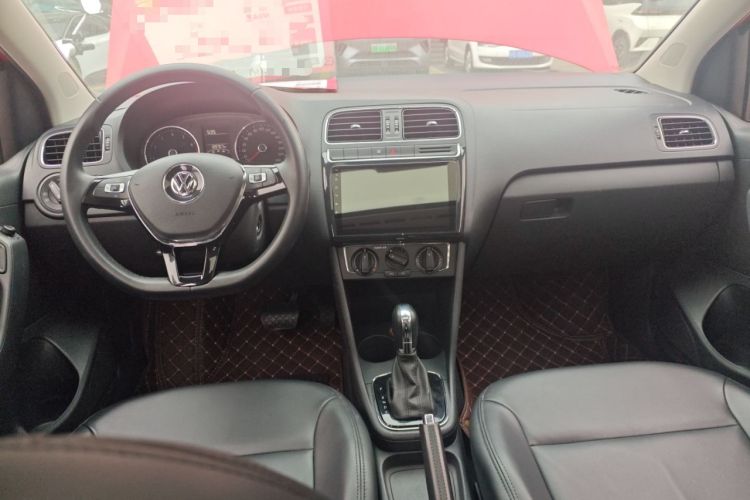 Used Volkswagen Polo 2016 1.6L Automatic Comfort Model
