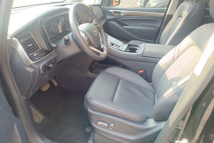 Used GAC Trumpchi M8 2021 Lingxiu Series 390T Deluxe Edition
