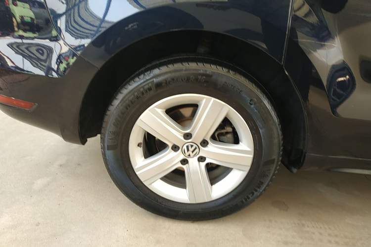 Used Volkswagen Sharan 2013 1.8TSI Comfort Model
