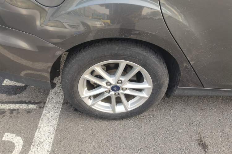 Used Ford Focus 2015 Sedan 1.6L Automatic Trend Model