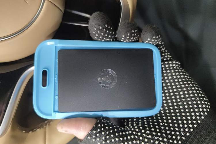 Used Hima Luxeed R7 2024 All-Electric 802 km Max
