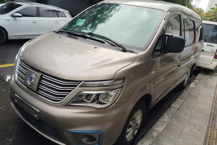 Used FORTHING Lingzhi M5 2020 Long-Range Version Comfort Model 9 Seats
