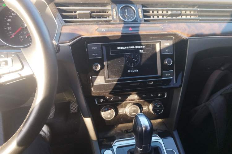 Used Volkswagen Magotan 2018 Facelift 330TSI DSG Luxury Model
