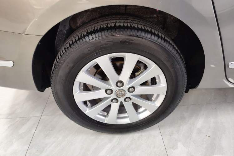 Used Buick GL8 2018 28T Luxury Model China VI Standard