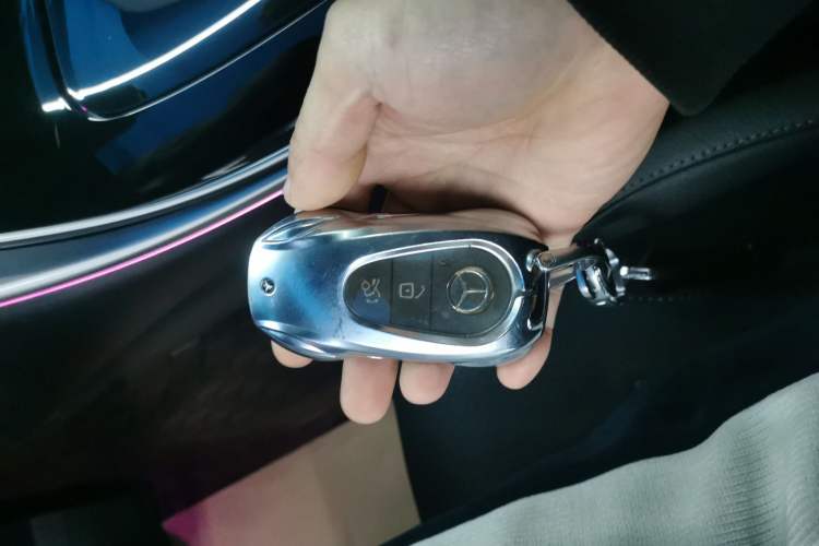 Used Mercedes-Benz C-Class 2024 Second Facelift C 260 L Starry Night Sport Edition
